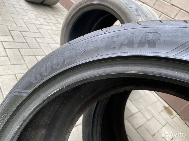 Goodyear Eagle F1 Asymmetric 3 275/40 R22