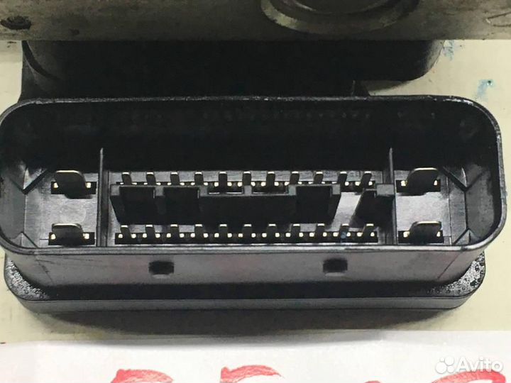 Блок ABS для Renault Fluence 2010