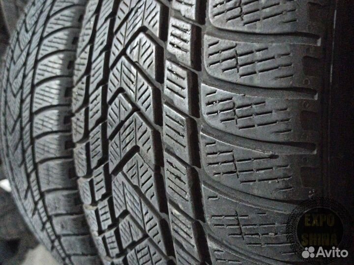 Pirelli Scorpion Winter 295/35 R21 и 265/40 R21 107V