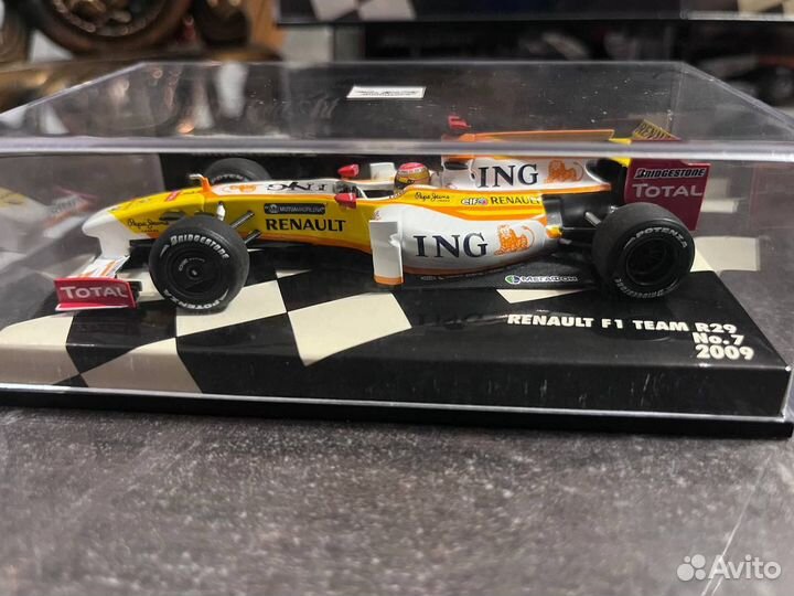 F1 1:43 Formula 1 Minichamps разные