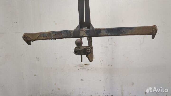 Прицепное устройство Volkswagen Caddy, 2011