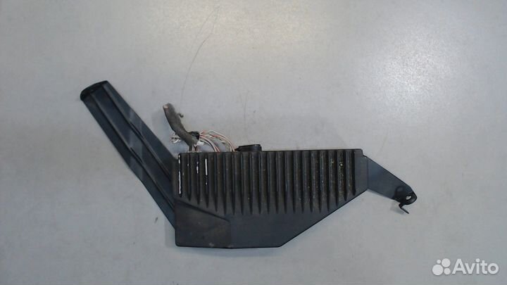 Усилитель звука Volvo S80, 2002