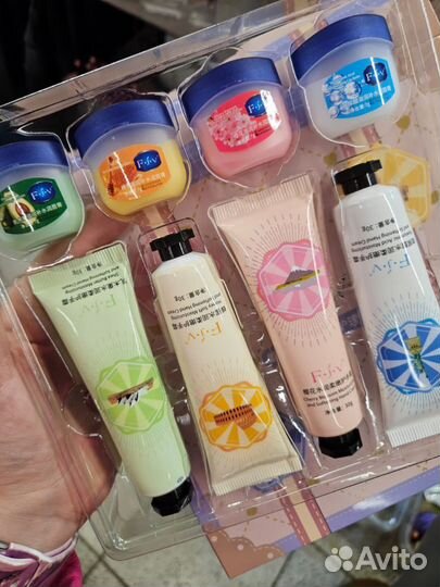 Подарочный набор косметики