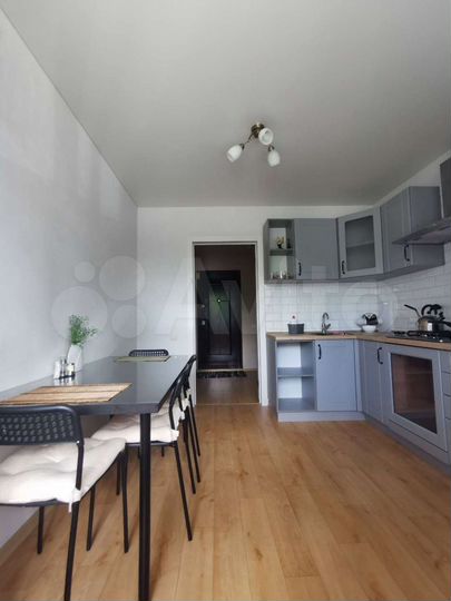 1-к. квартира, 42,5 м², 1/10 эт.