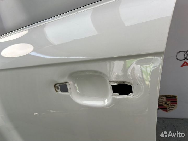 Дверь передняя левая Audi A4/RS4/S4