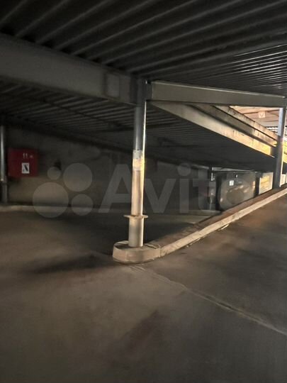 Машиноместо, 16 м²