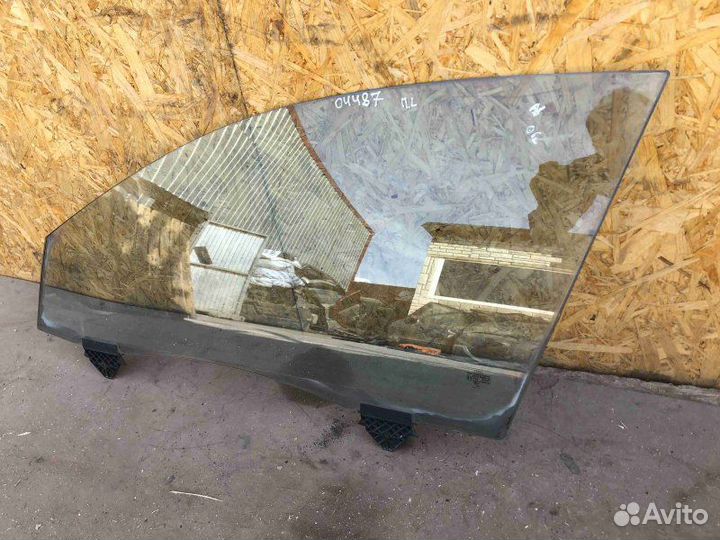 Стекло двери передней левой Audi A8 D3 (4E) 2006