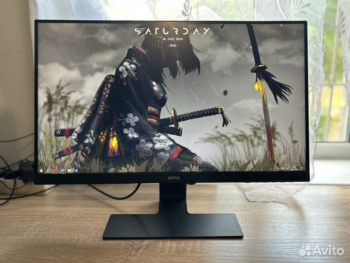 Монитор BenQ 24