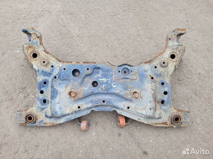 Подрамник передний на Mazda 3 BL