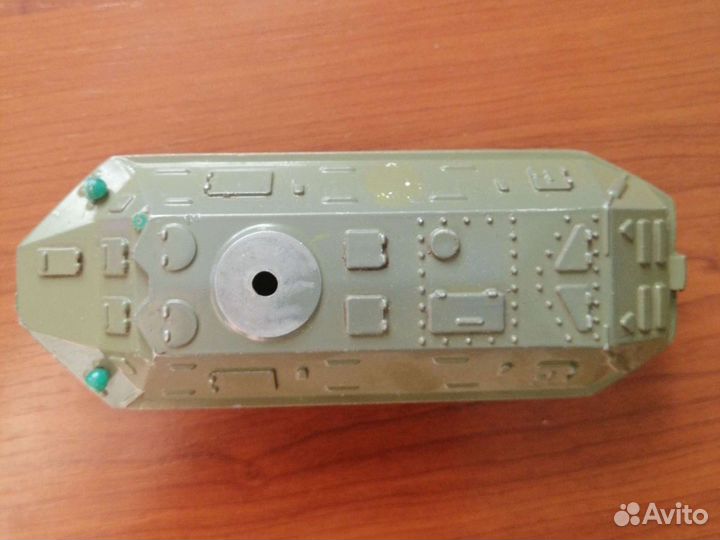 Игрушка бтр СССР