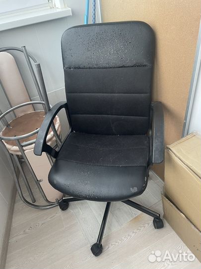 Компьютерное кресло