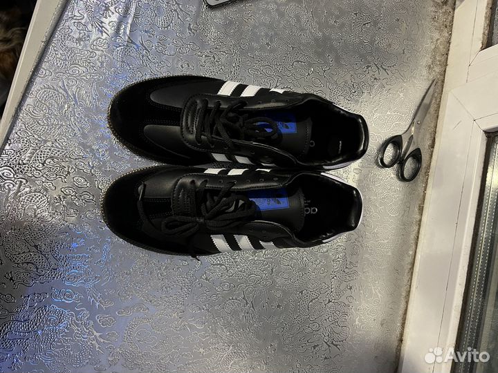 Кроссовки adidas самба