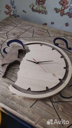 Часы настенные ручной работы