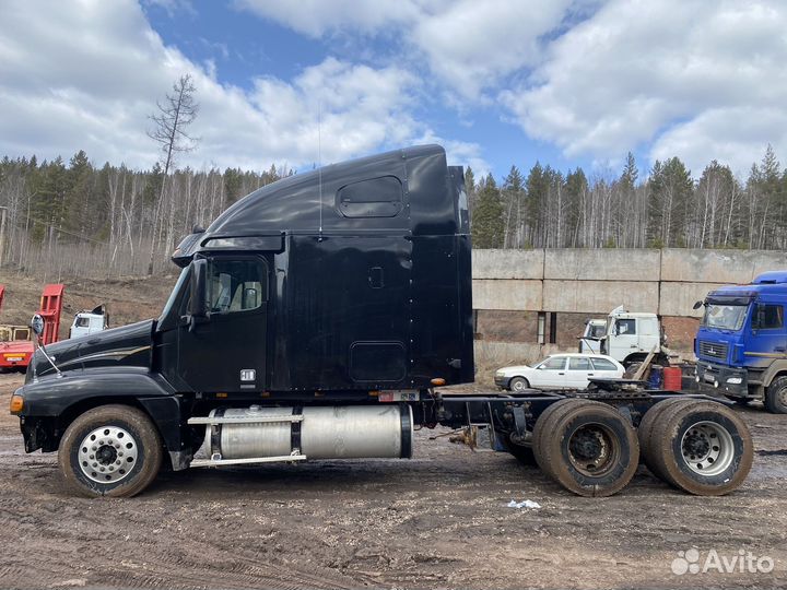 Freightliner Century Class, 2004
