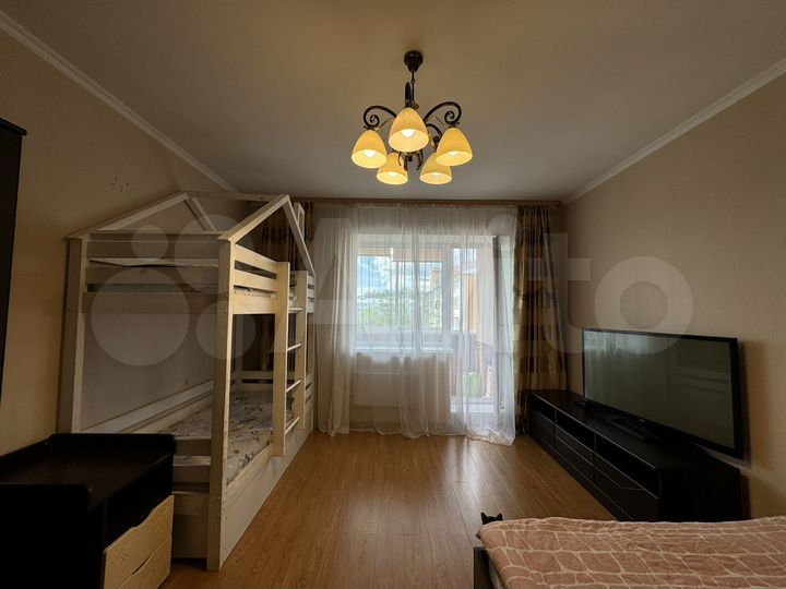 1-к. квартира, 52 м², 3/9 эт.