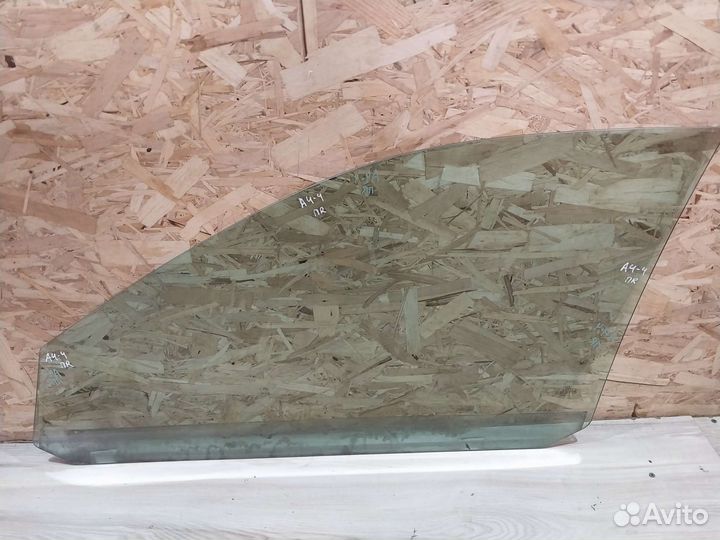 Стекло двери переднее Audi A4 B5