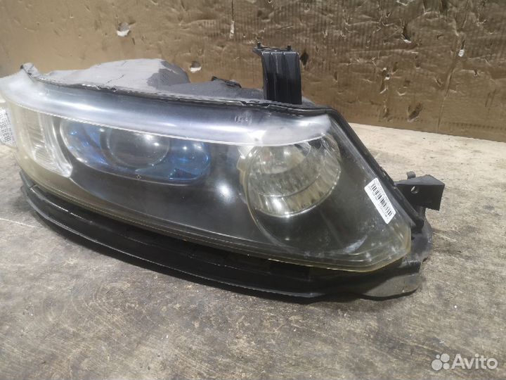 Фара левая/правая Honda Odyssey RB1 ксенон