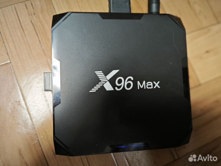 SMART tv приставка x96 max