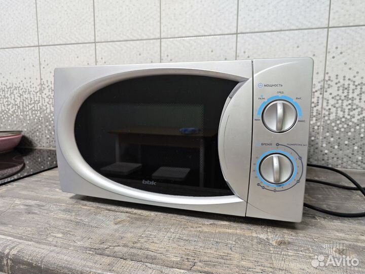 Микроволновая печь BBK, микроволновка