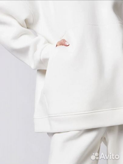 Спортивный костюм женский