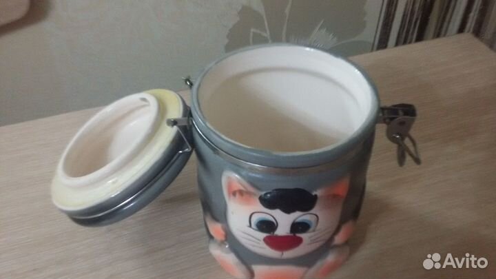 Различная посуда, товары для кухни