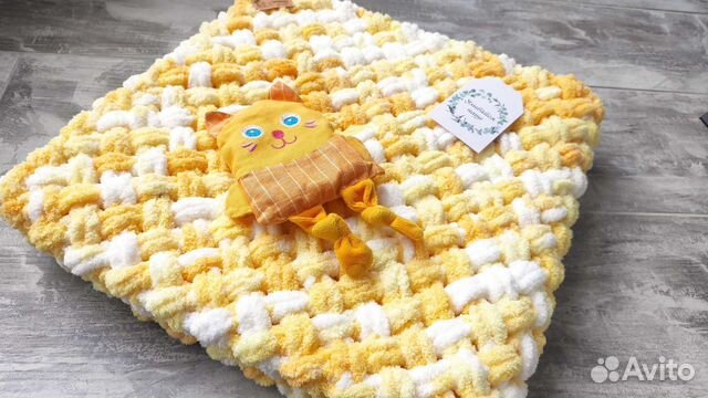 Плюшевый детский пледик из пряжи alize puffy