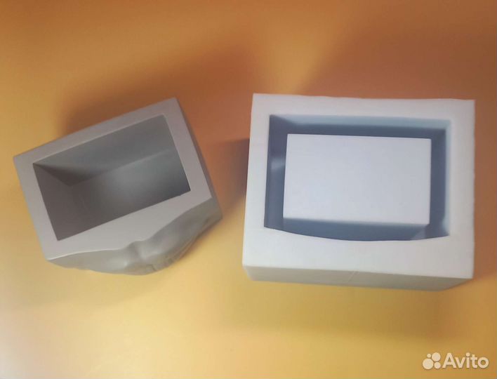 Силиконовая фoрма молд Кашпо Губы Джоли