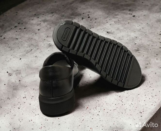 Кроссовки Armani