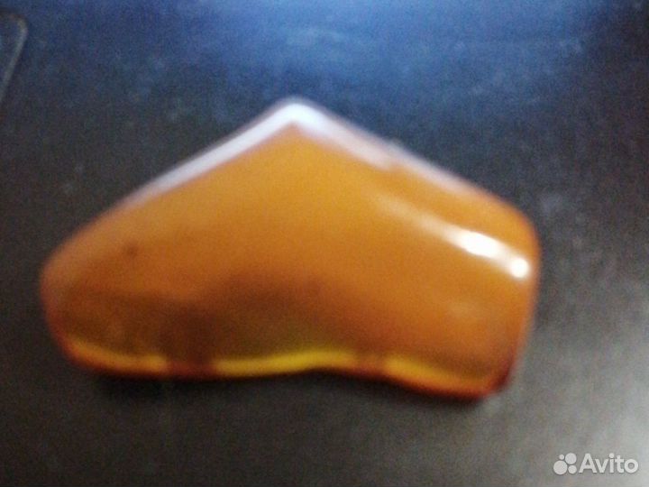 Янтарь брошь