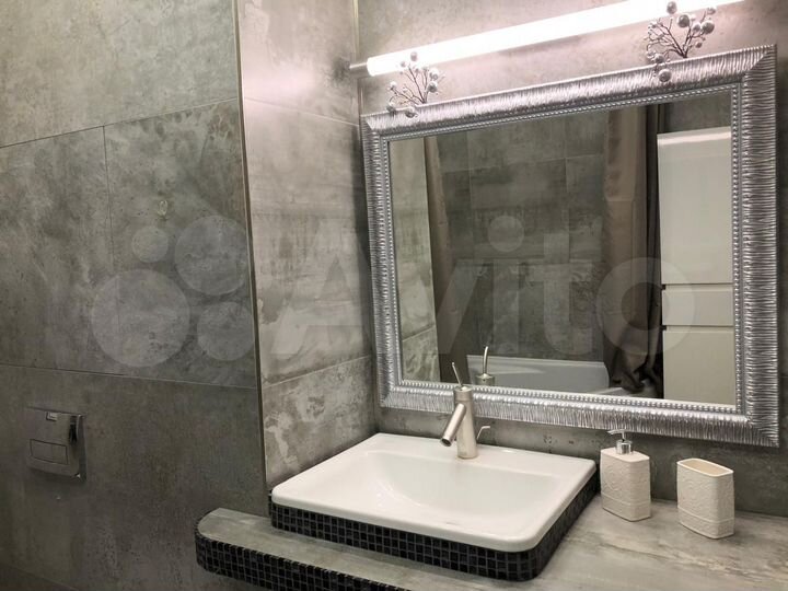 1-к. квартира, 52 м², 4/7 эт.