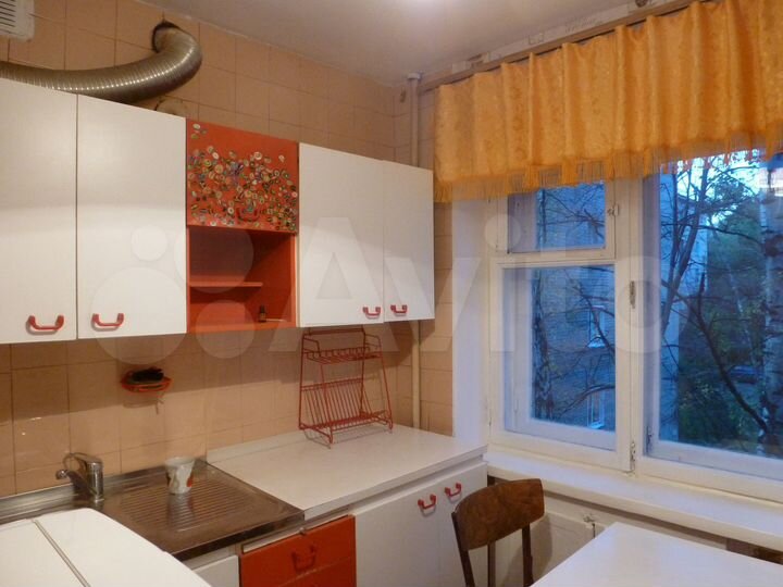 Комната 14 м² в 3-к., 4/5 эт.