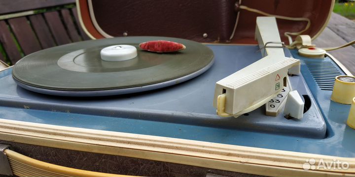 Проигрыватель Молодежный