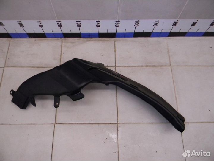 Воздуховод 1-серия E87/E81 2004