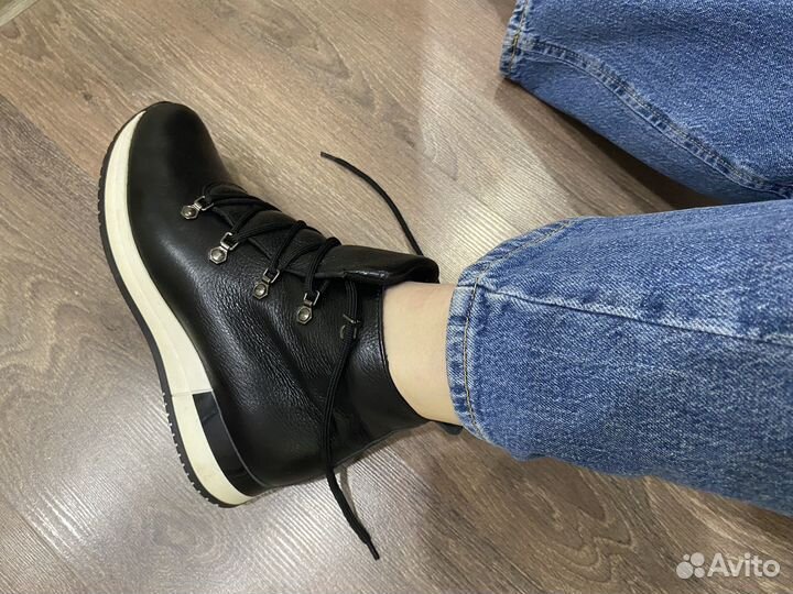 Ботинки черные женские 39 зимние/демисезонные