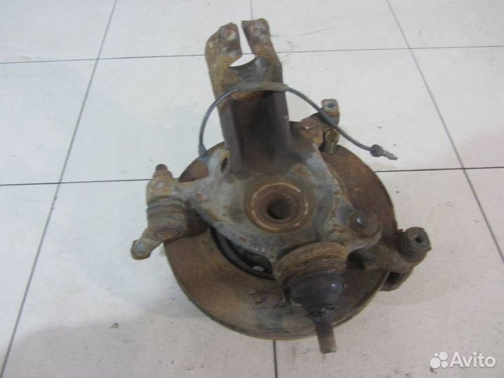 Кулак передний левый Форд