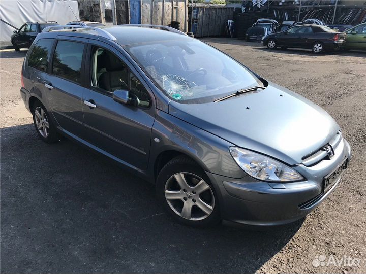 Разбор на запчасти Peugeot 307