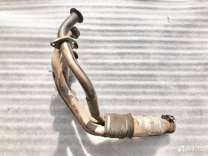 Kawasaki Z750 2010 выпускной коллектор