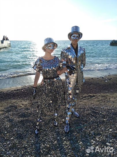 Зеркально блистательный дуэт на ваши праздники