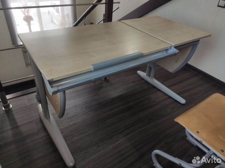 Растущая парта и стул дэми