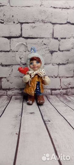 Ватная игрушка. Девочка с леденцом