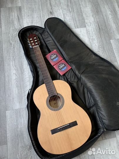 Классическая гитара cort ac 100 op