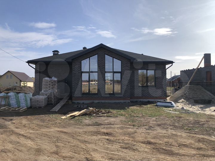 Коттедж 107 м² на участке 7,5 сот.