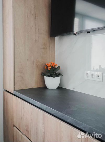 Кухонный гарнитур на заказ. Paccpoчкa дo 12 мecяцe