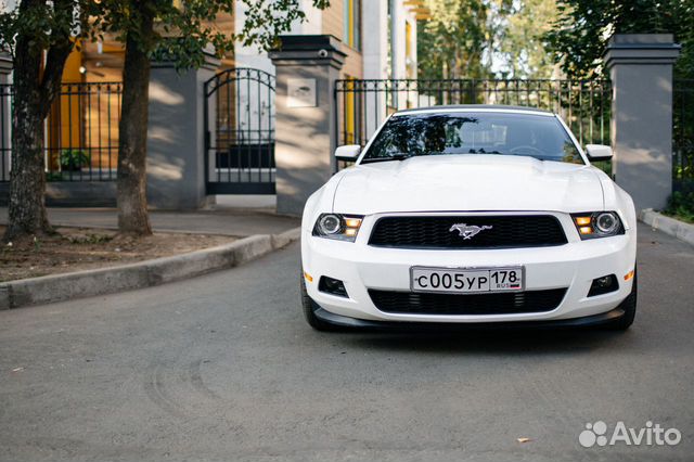 Прокат, аренда кабриолета Mustang с водителем