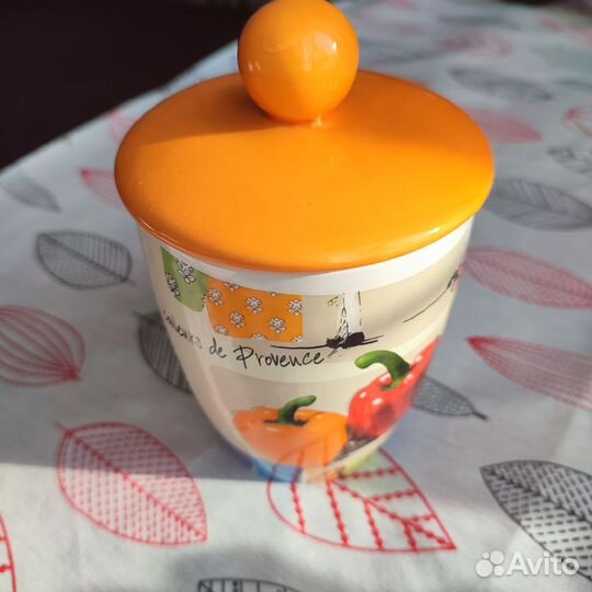 Емкость фарфор новая