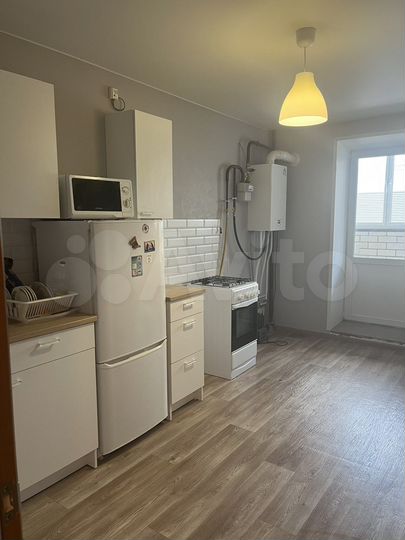 2-к. квартира, 65 м², 2/9 эт.