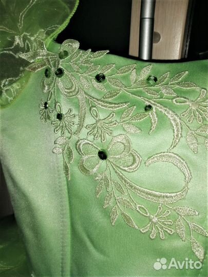 Нарядное платье для девочки