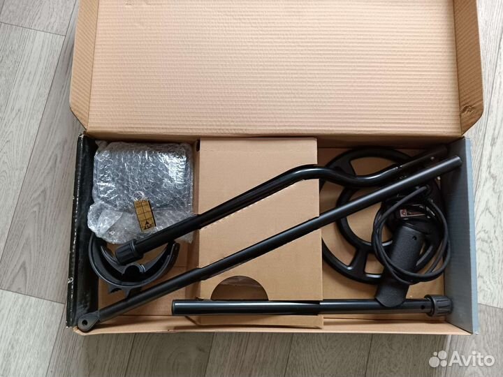 Металлоискатель minelab X-terra 305