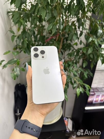 iPhone 15 Pro, 256 ГБ