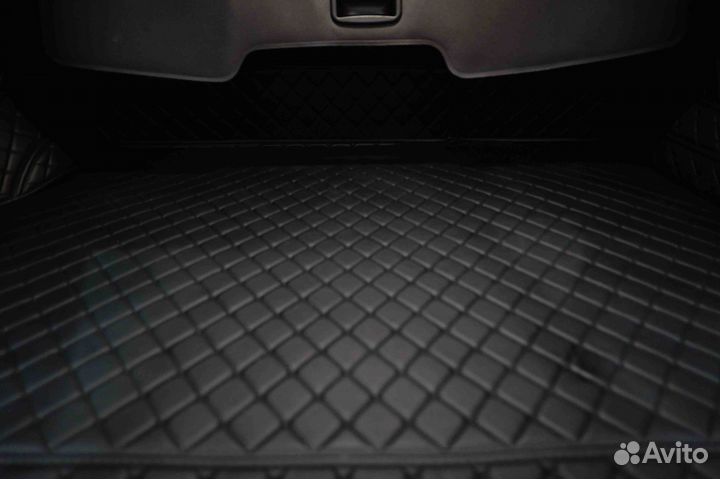 Коврики в багажник L322